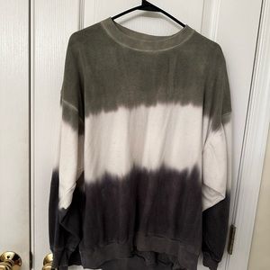 Army green, gray, and white ombré crewneck from American eagle. Oversized fit